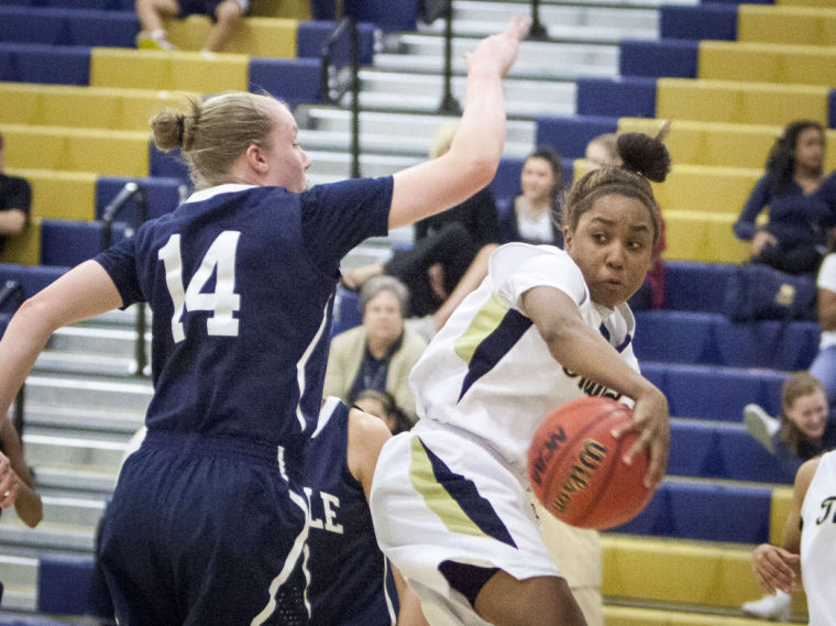 Basketball: DV vs Pinnacle